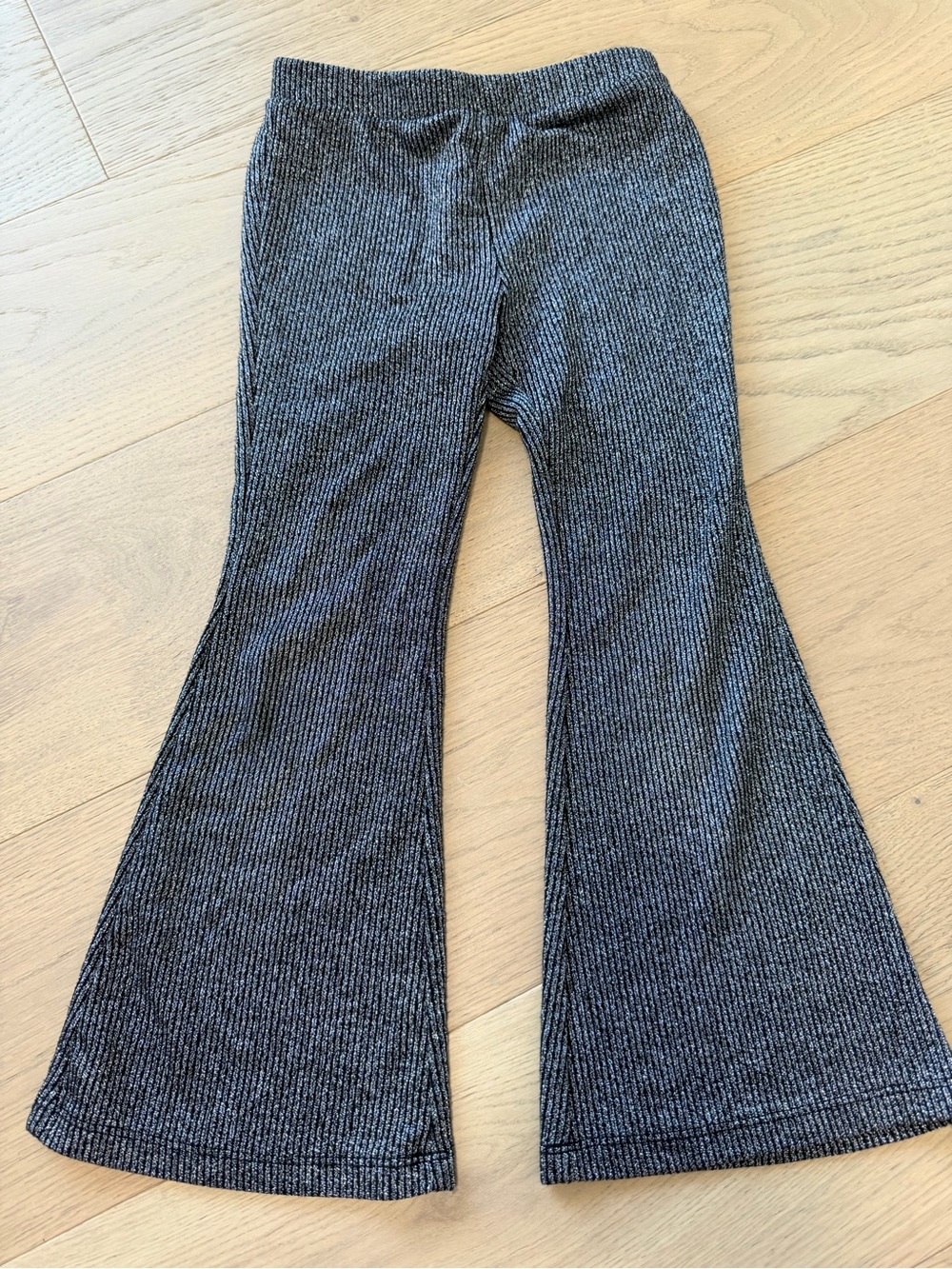 GAP Girls' sparkly Ribbed Flare Pants in Charcoal